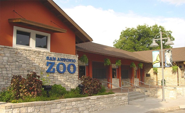 ZOO-MAIN-ENTRANCE