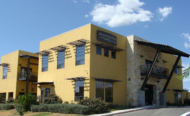 whispering-waters-day-spa